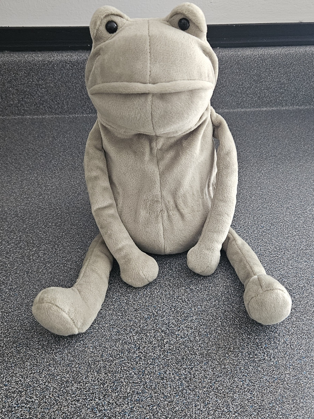 Jellycat Fergus Frog (Like New)